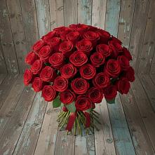 Букет 55 Красных роз Фридом #REPLACE_PRED# Чемал