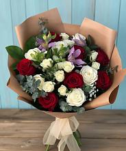 Букет цветов из:  Розы и Альстромерии #REPLACE_PRED# Чемал