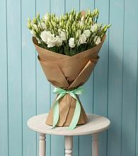 Букет цветов из:  Лизиантусы в Чемал