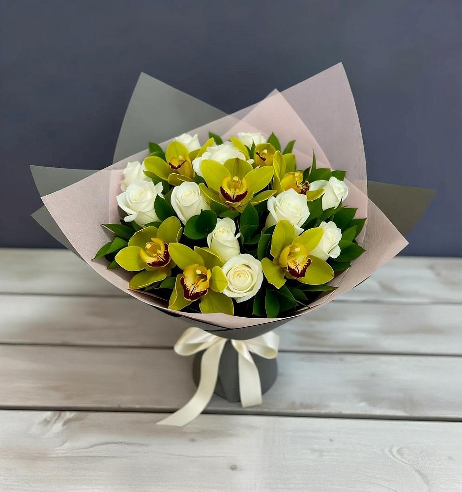 Букет цветов из: Орхидеи и Розы в Чемал