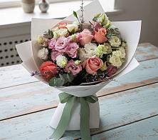 Букет цветов из:  Розы, Лизиантусы и Гвоздики в Чемал