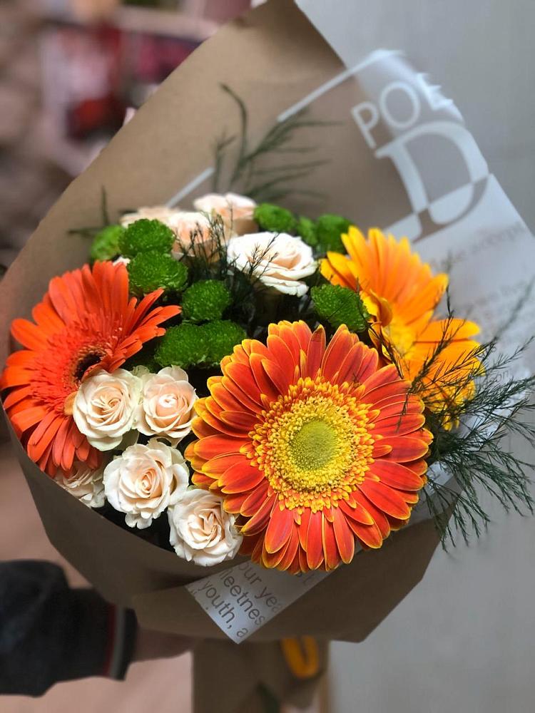 Букет цветов из: Герберы, Хризантемы и Розы в Чемал