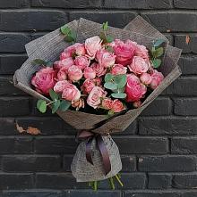 Букет цветов из:  Розы #REPLACE_PRED# Чемал