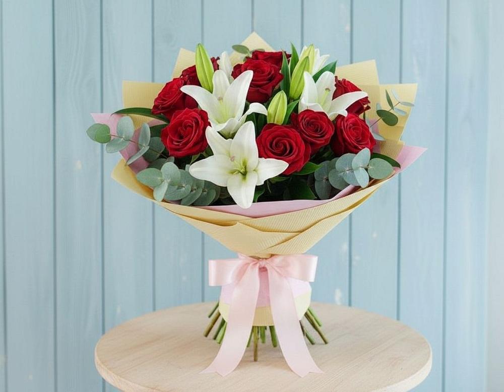 Букет цветов из: Лилии и Розы в Чемал